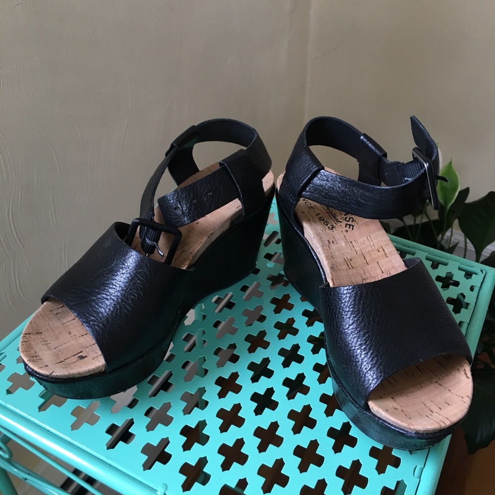 Kork Ease Keirn Black Leather Wedge Sandals